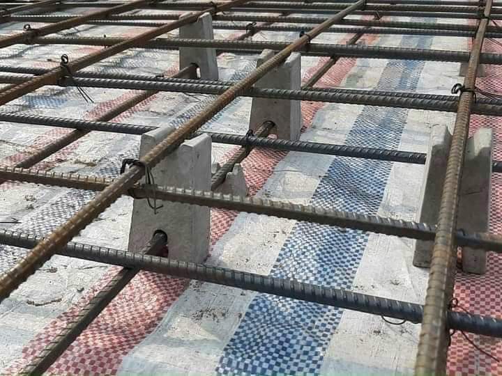 Viên kê bê tông là gì? Cấu tạo và ứng dụng của viên kê bê tông Viên kê bê tông là gì? Cấu tạo và ứng dụng của viên kê bê tông