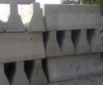 Dải phân cách cứng bê tông đúc sẵn